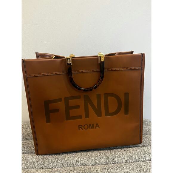 Fendi Sunshine Shopper Tote Bag in Brown Leather - Like New - Picture 1 of 4